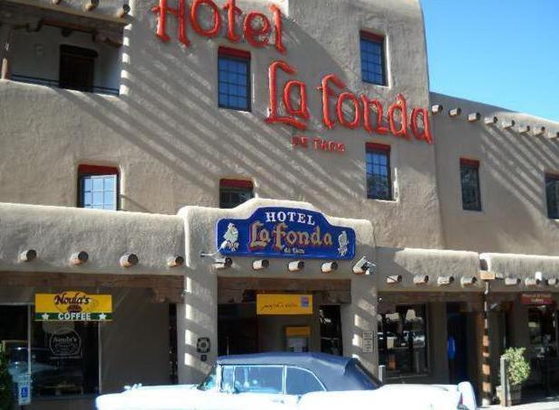 Hotel La Fonda De 3*